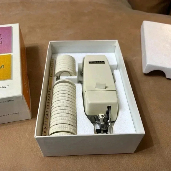 Singer Monogrammer No.171256 For Slant-Needle Zig-Zag Sewing Machines Series 750 - Picture 3 of 5